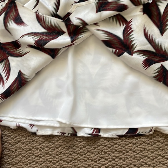 A.L.C. 100% silk dress, lined, size 8. - Picture 6 of 11